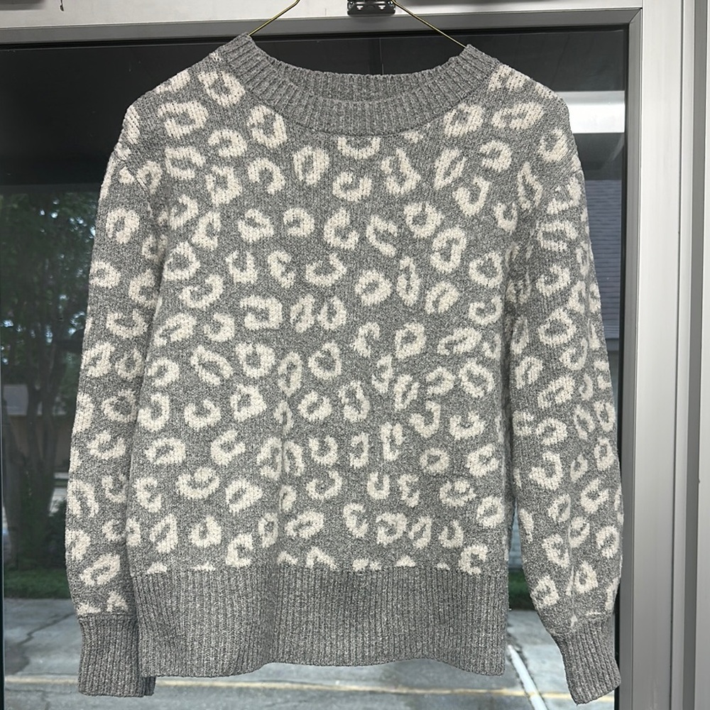 Olive & Oak Gray and White Leopard Sweater